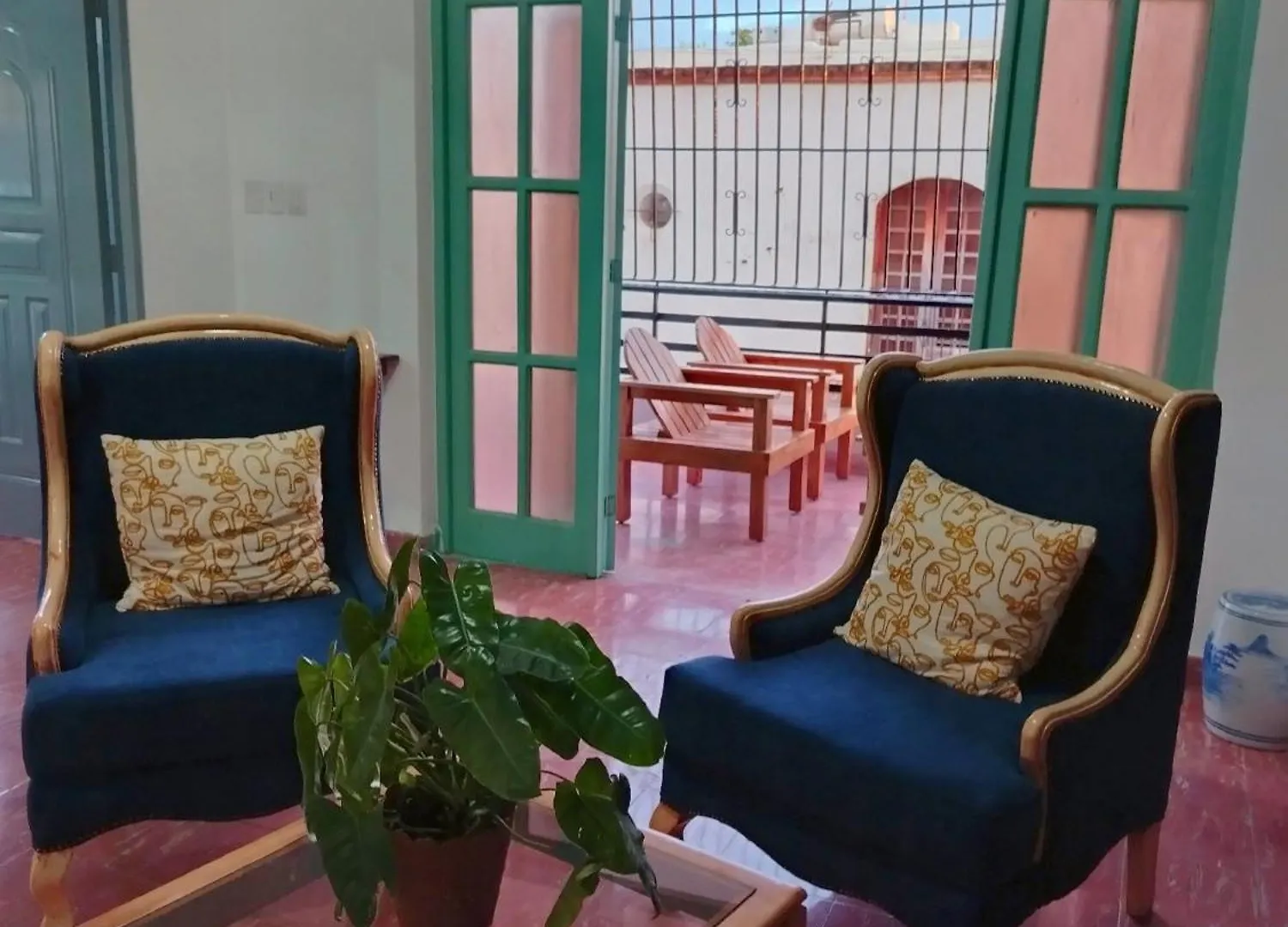 Colonial City 3 Bedroom 3 Bath Apartment, Huge Balcony And Great View Santo Domingo